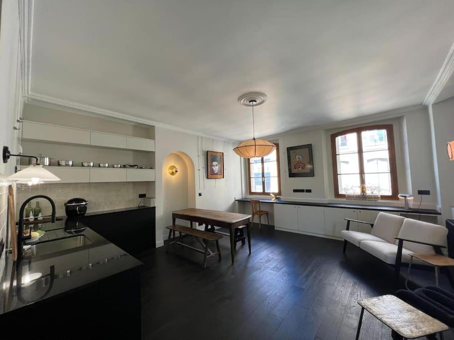 Quartier Saint-louis 6 Personnes Apartment *